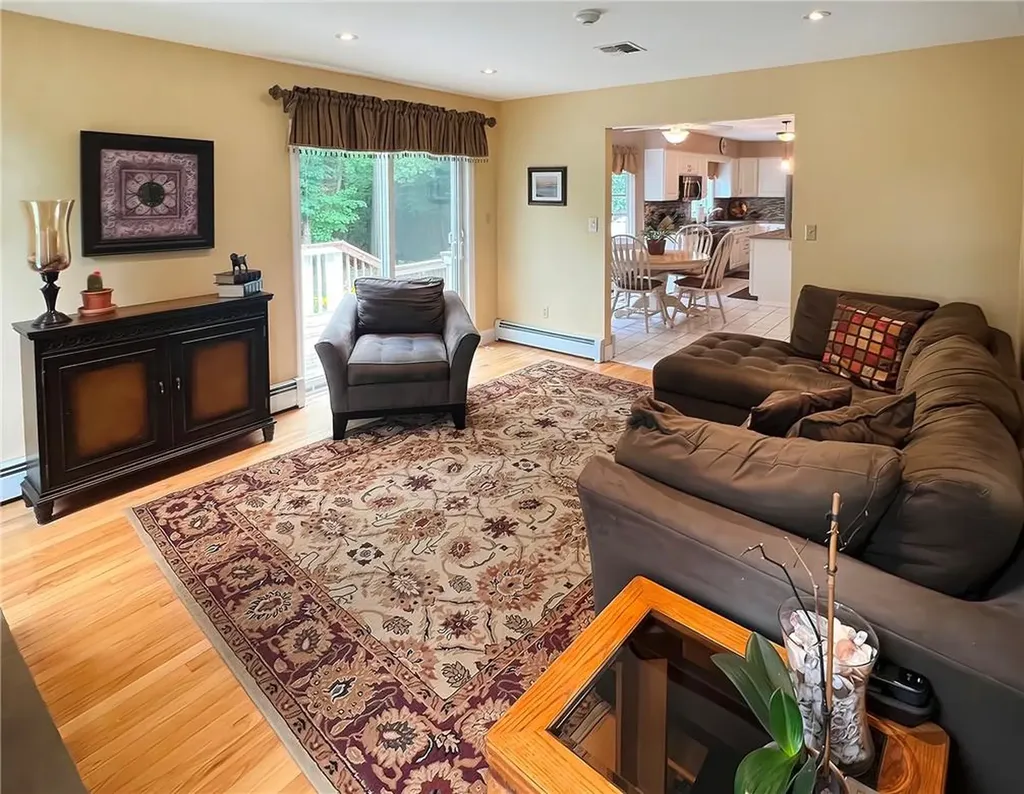 60 Rose Ann Lane Chester NY 10918