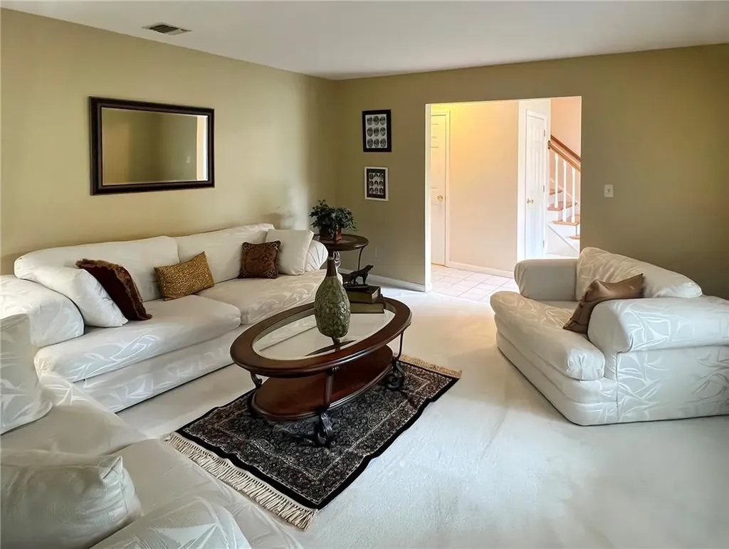 60 Rose Ann Lane Chester NY 10918