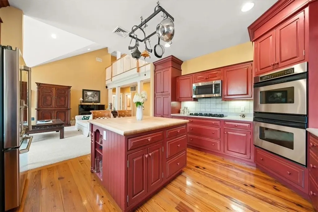 27 Noble Hill Drive Poughquag NY 12570