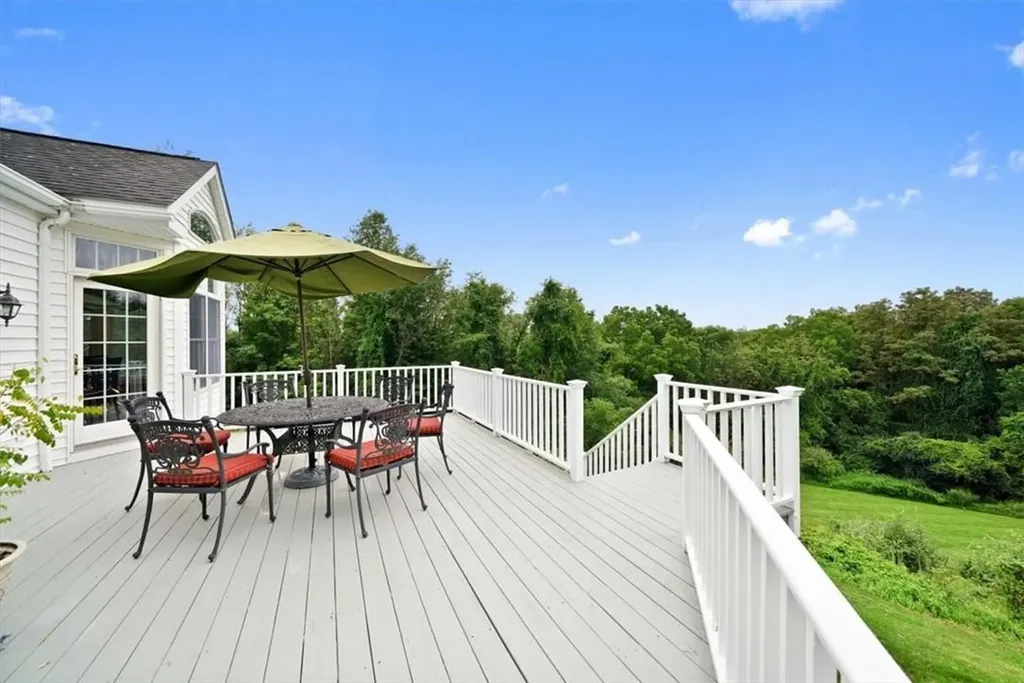 27 Noble Hill Drive Poughquag NY 12570