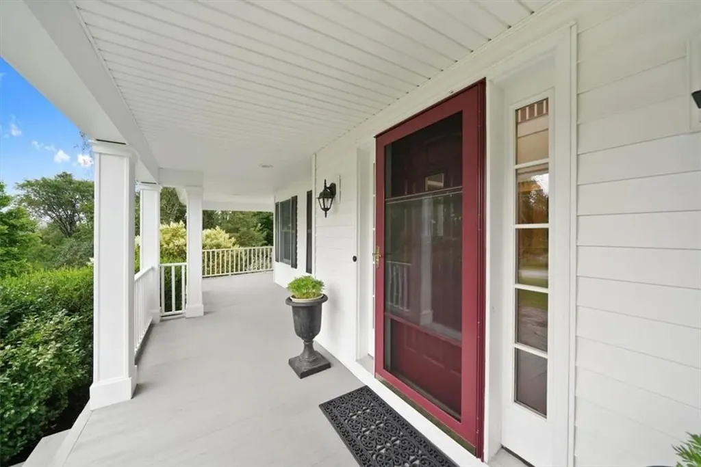 27 Noble Hill Drive Poughquag NY 12570