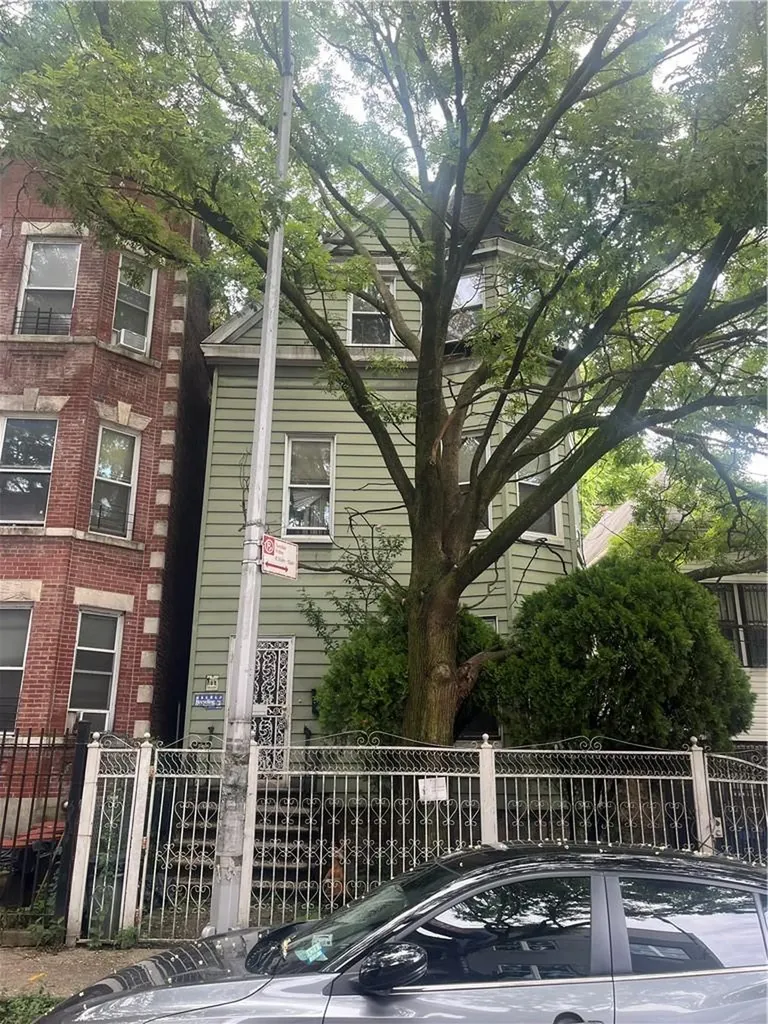1818 Topping Avenue Bronx NY 10457