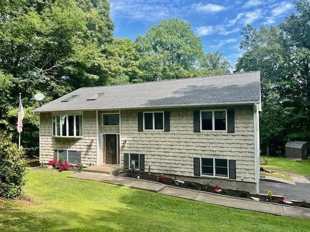 11 Richard Drive Mahopac NY 10541