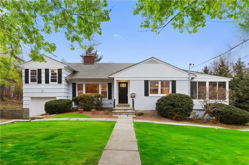 23 Baylor Circle White Plains NY 10605