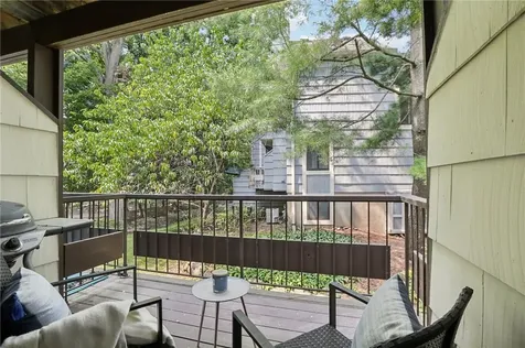 251 Treetop Circle Nanuet NY 10954