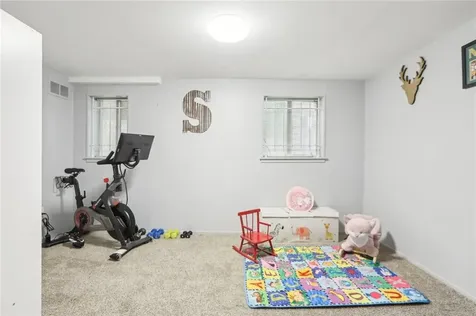 251 Treetop Circle Nanuet NY 10954