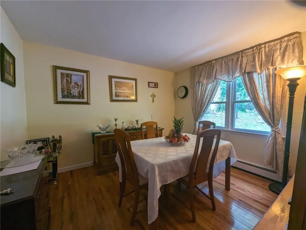 11 Cedar Street Valhalla NY 10595