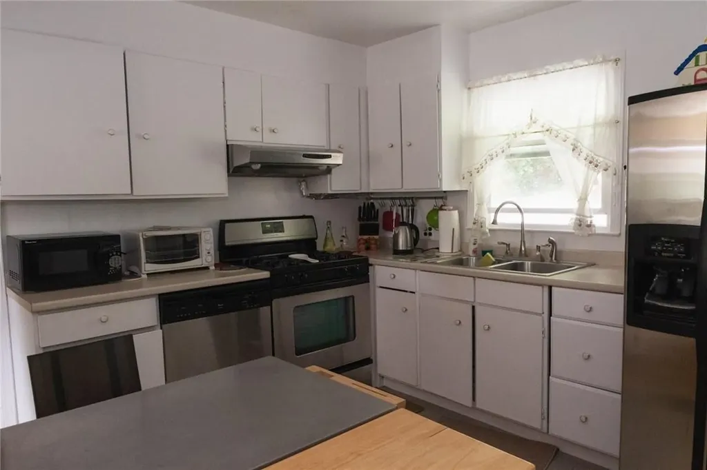 11 Cedar Street Valhalla NY 10595