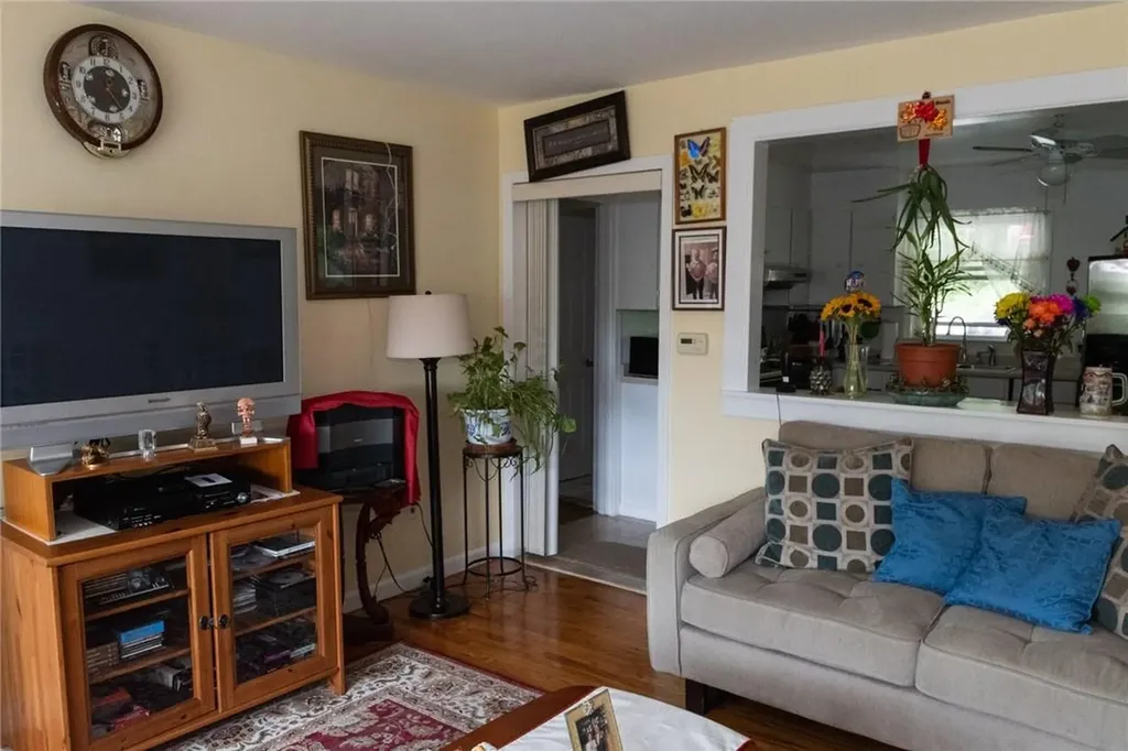 11 Cedar Street Valhalla NY 10595