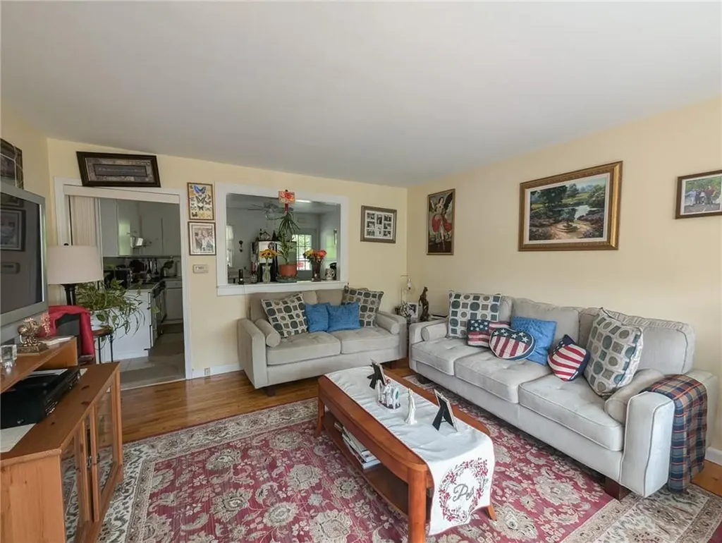 11 Cedar Street Valhalla NY 10595