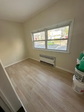 487 Van Cortlandt Park Avenue Yonkers NY 10705