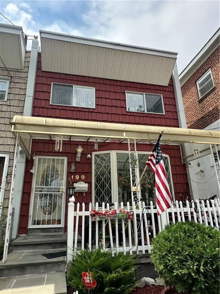 199 Brinsmade Avenue Bronx NY 10465