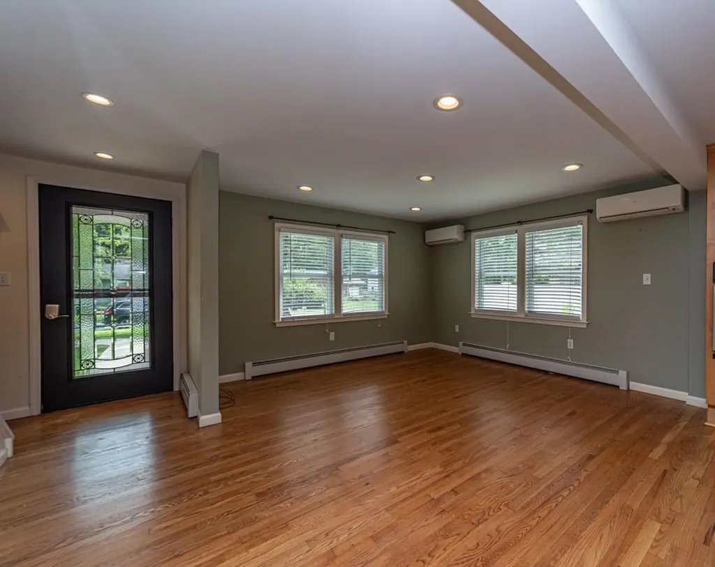 164 Pleasant Avenue Montgomery NY 12549