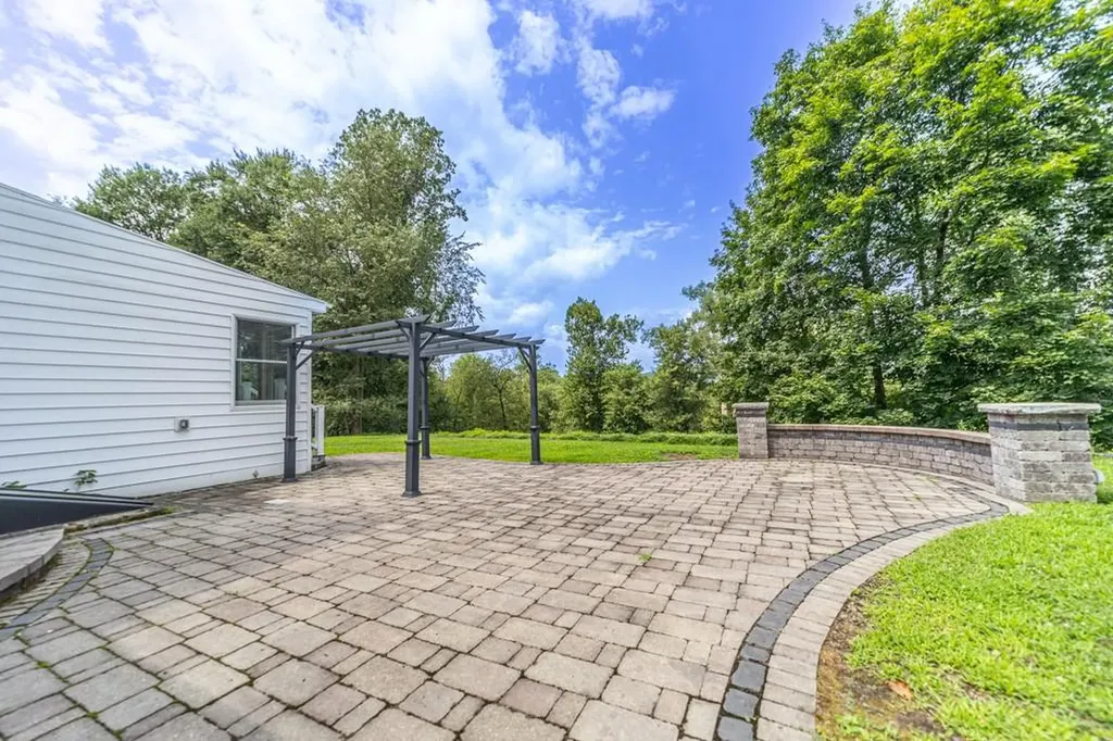 164 Pleasant Avenue Montgomery NY 12549