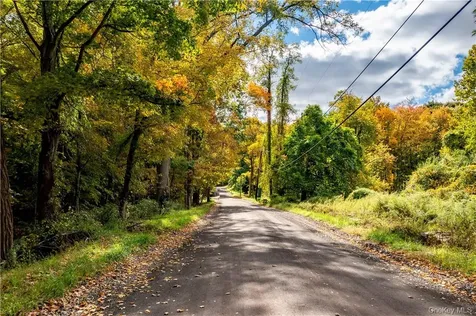 325-361 Old Post Road Bedford NY 10506