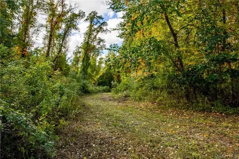 325-361 Old Post Road Bedford NY 10506