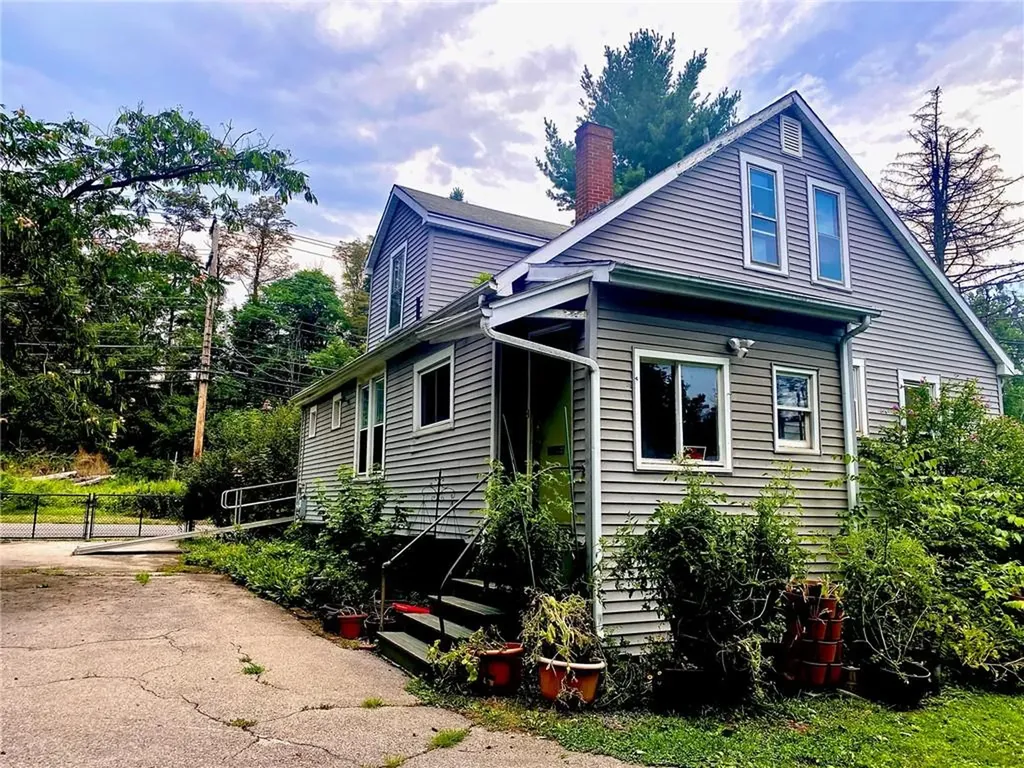 44 Salt Point Turnpike Poughkeepsie NY 12603