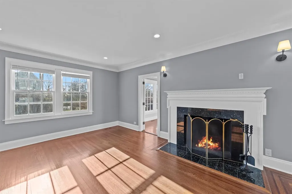 23 Colonial Road Bronxville NY 10708