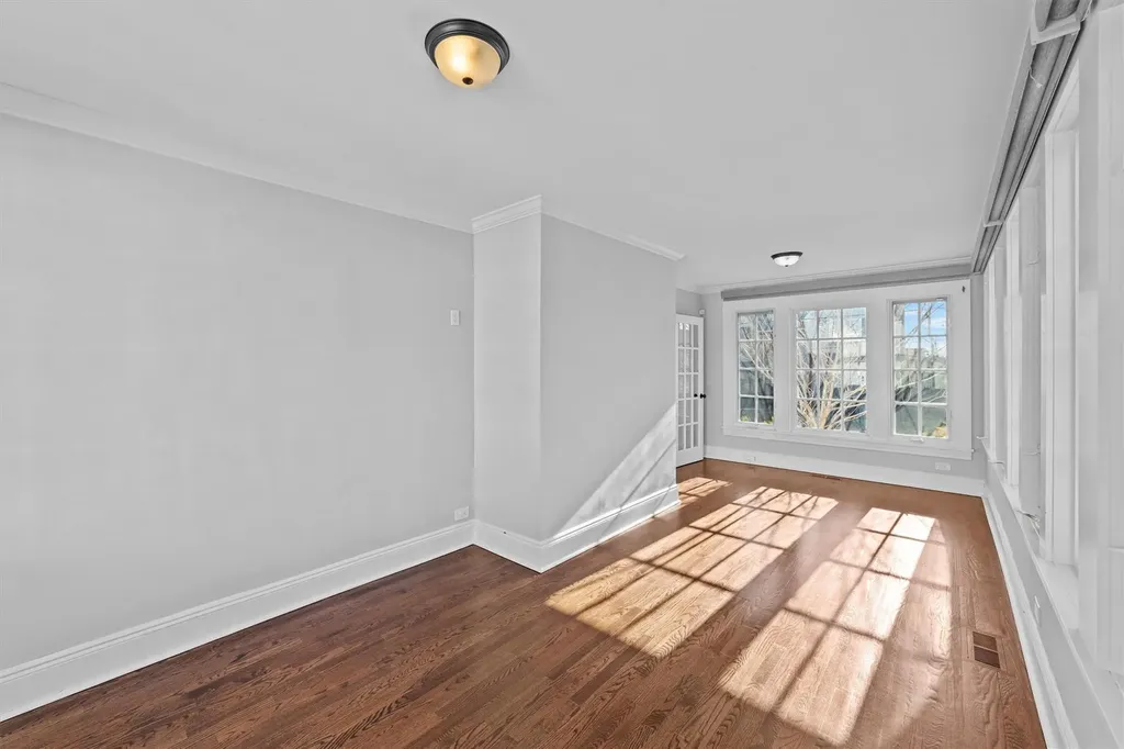 23 Colonial Road Bronxville NY 10708