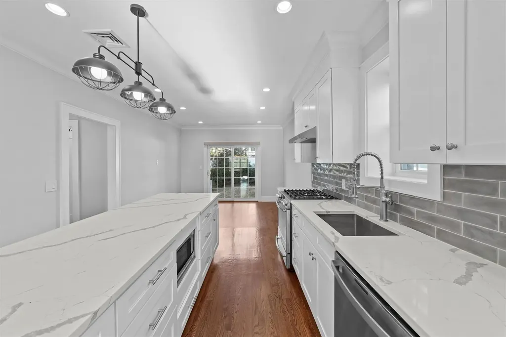 23 Colonial Road Bronxville NY 10708