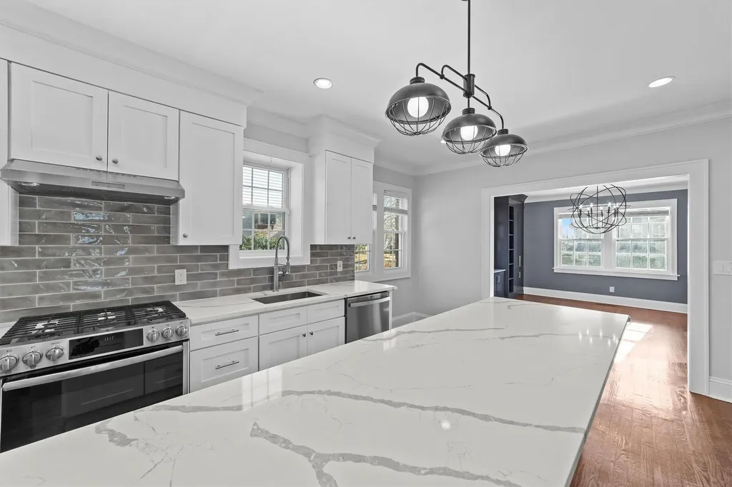 23 Colonial Road Bronxville NY 10708