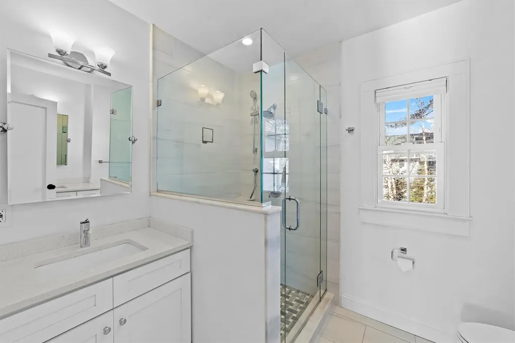 23 Colonial Road Bronxville NY 10708
