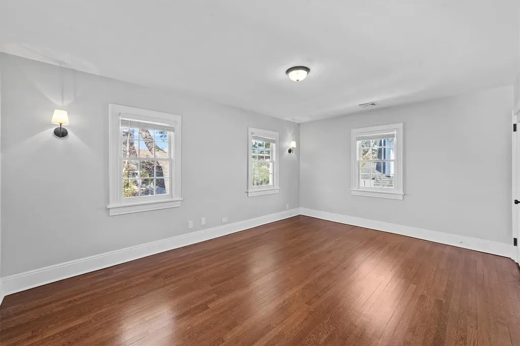 23 Colonial Road Bronxville NY 10708