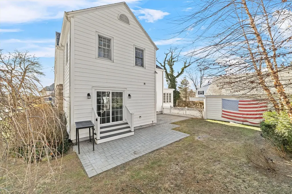 23 Colonial Road Bronxville NY 10708