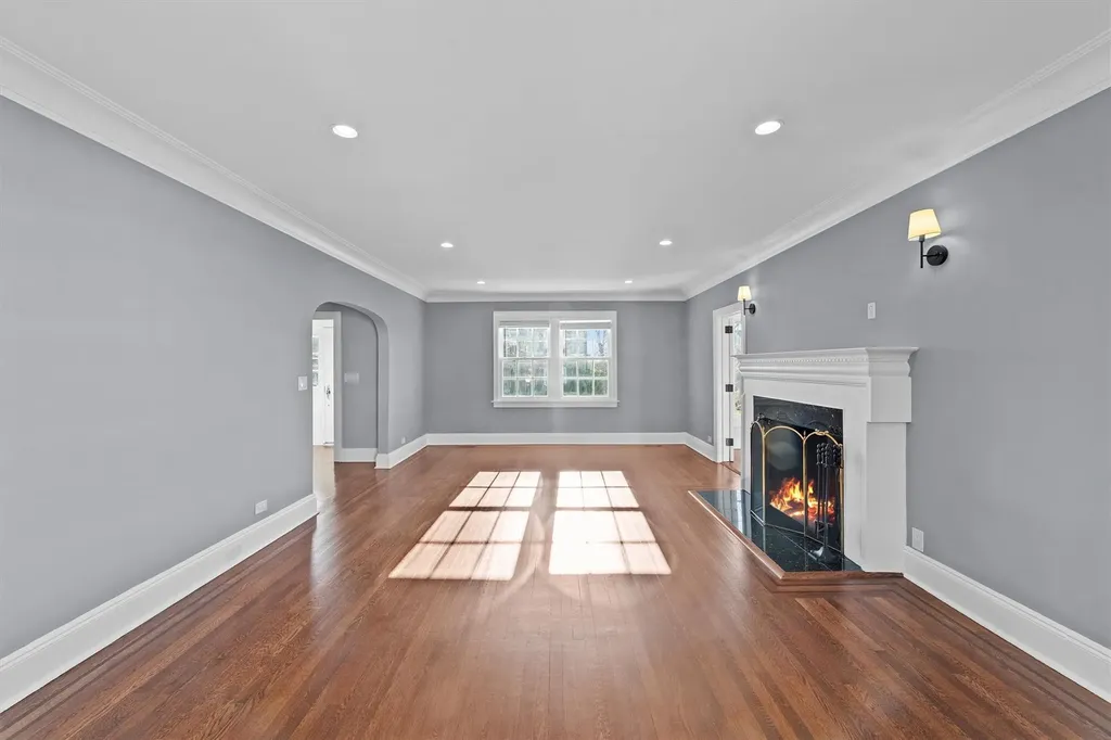 23 Colonial Road Bronxville NY 10708