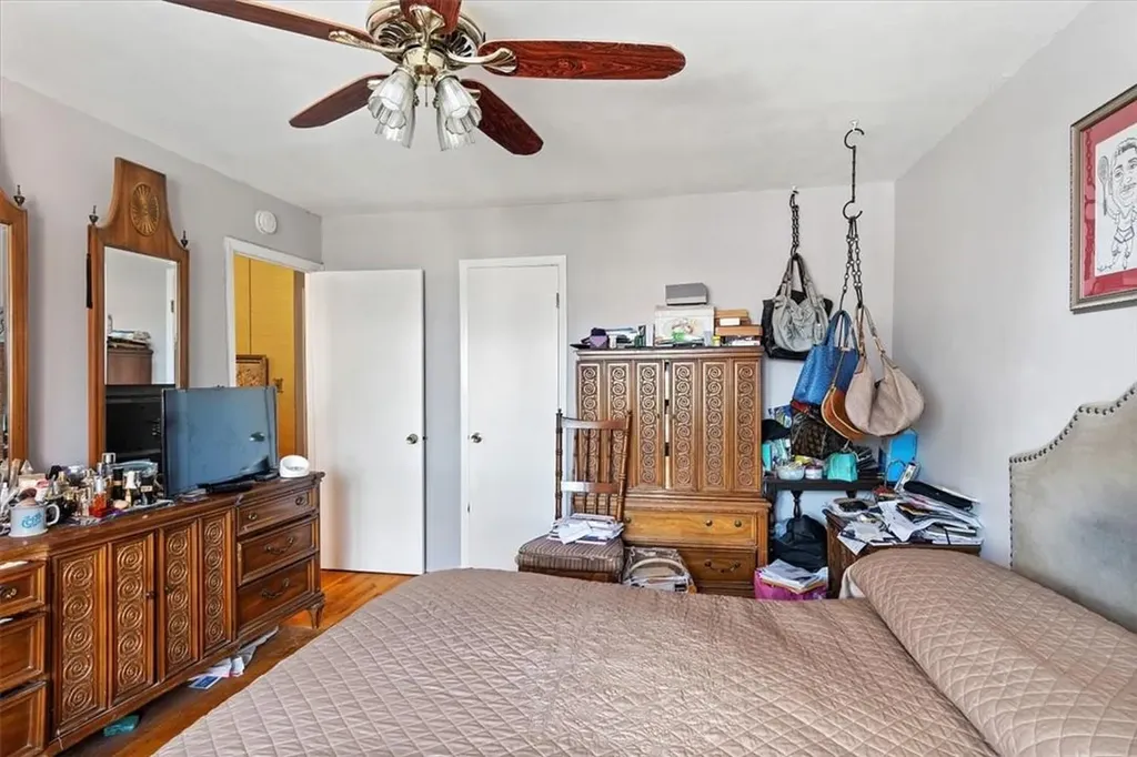 4029 Seton Avenue Bronx NY 10466