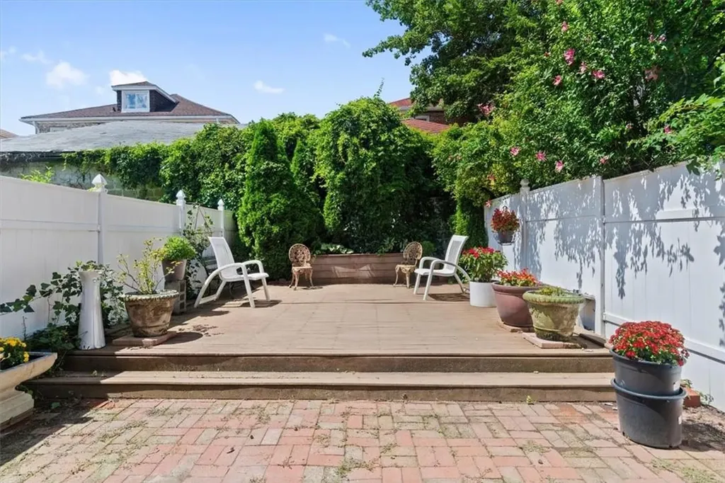 4029 Seton Avenue Bronx NY 10466