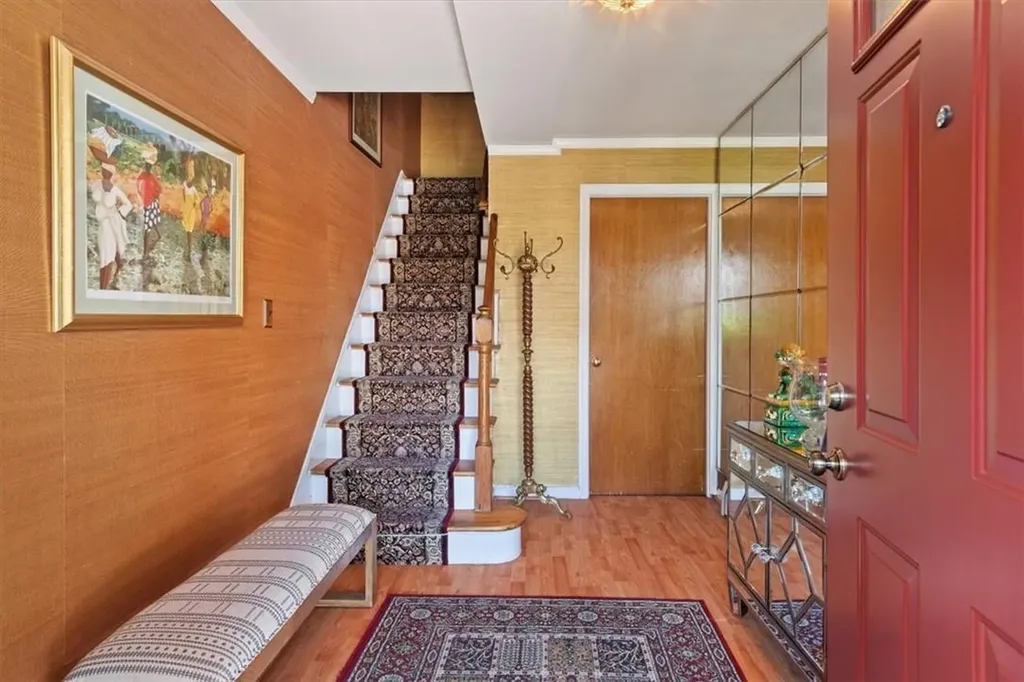 4029 Seton Avenue Bronx NY 10466