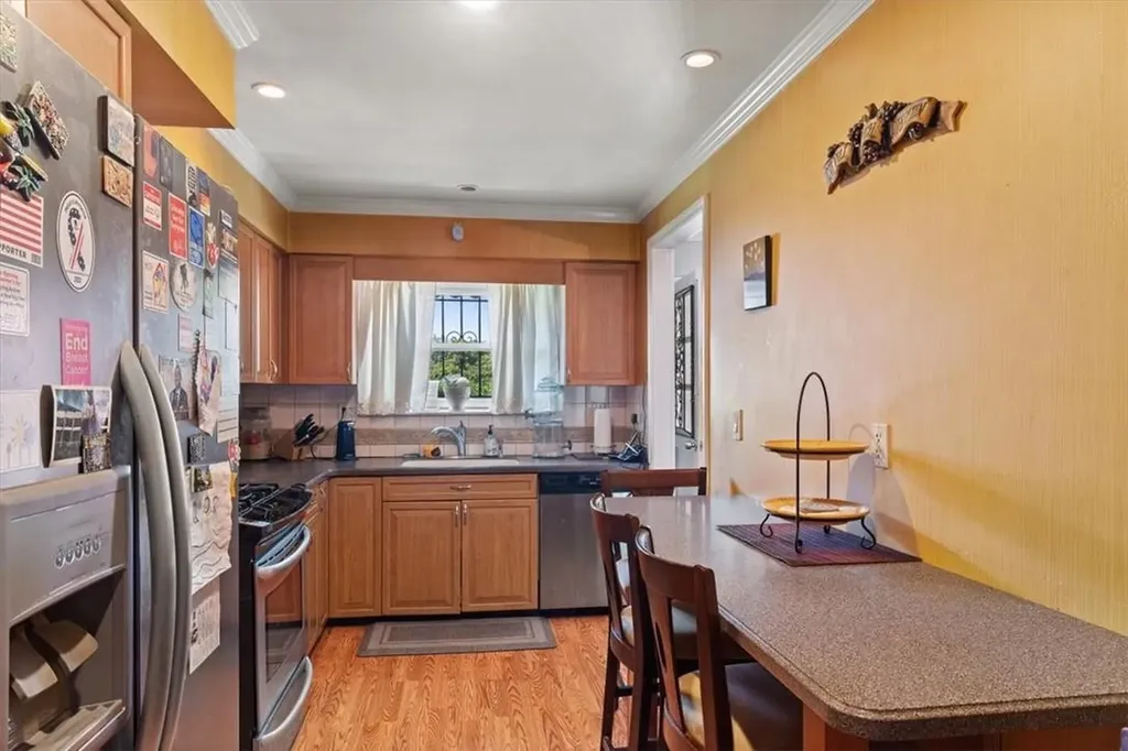 4029 Seton Avenue Bronx NY 10466