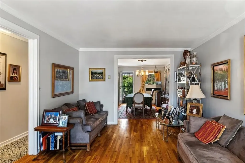 4029 Seton Avenue Bronx NY 10466