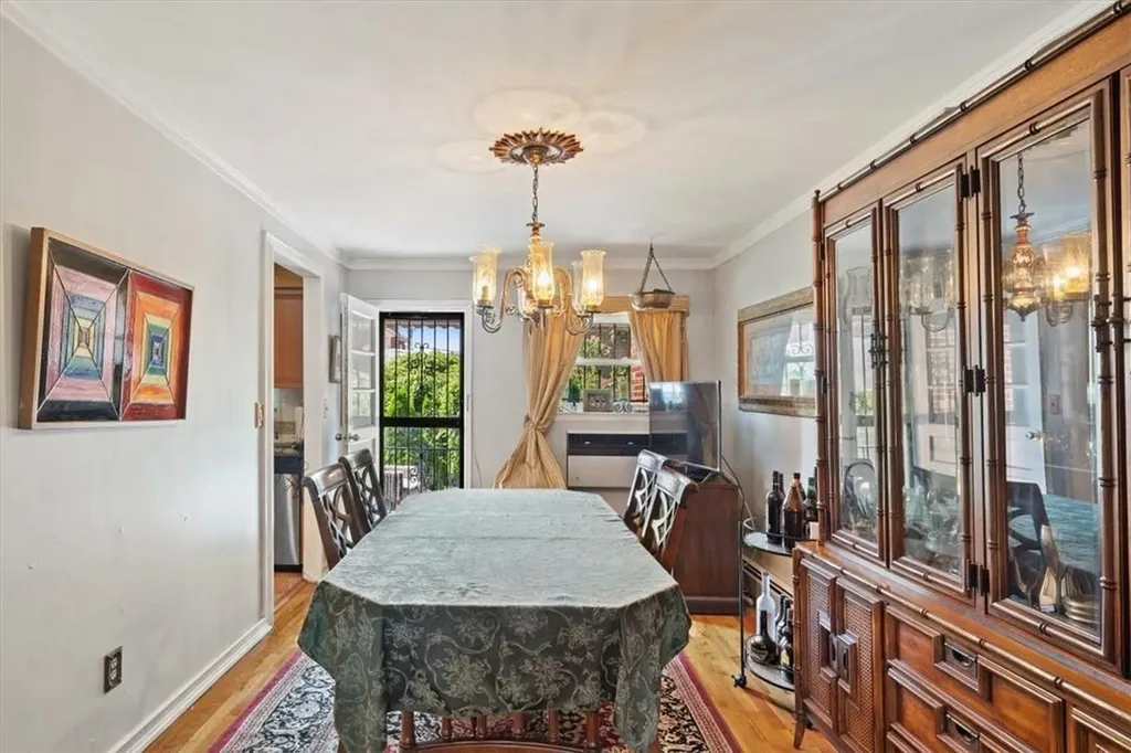 4029 Seton Avenue Bronx NY 10466