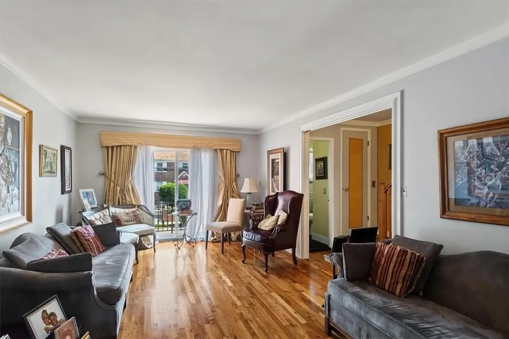 4029 Seton Avenue Bronx NY 10466