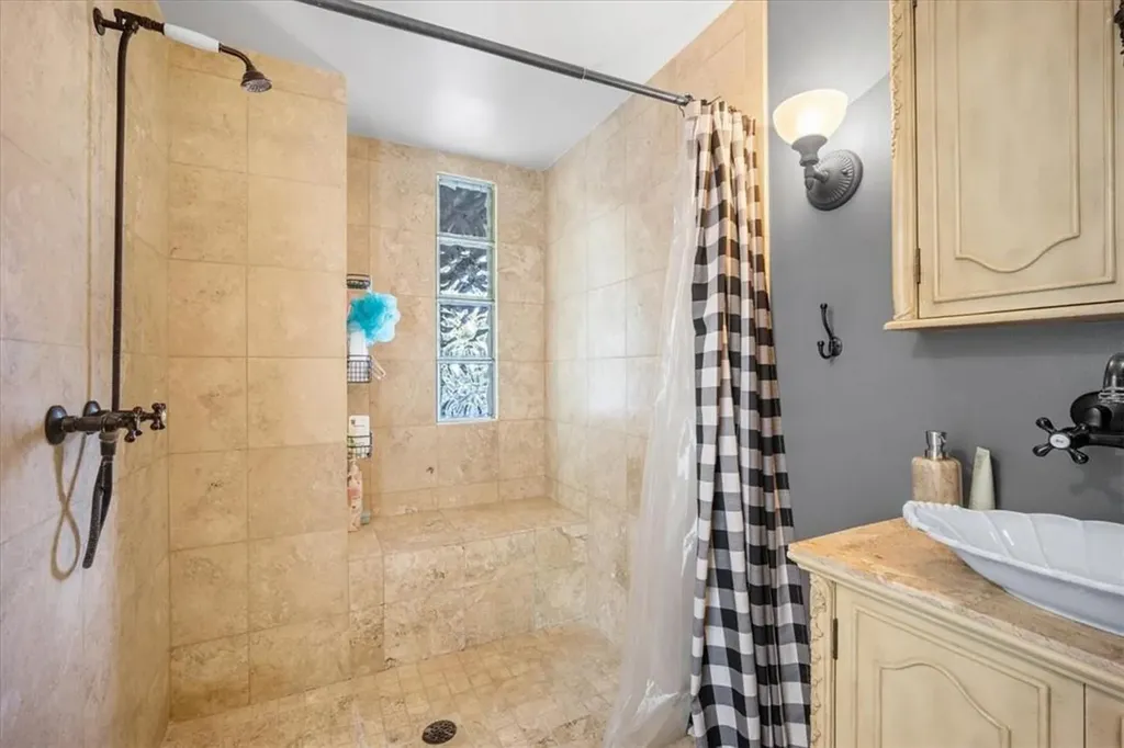 10 N Randolph Avenue Poughkeepsie NY 12603