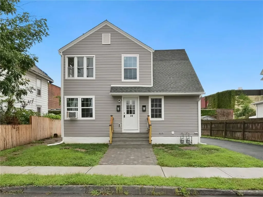 39 Smith Avenue Kingston NY 12401
