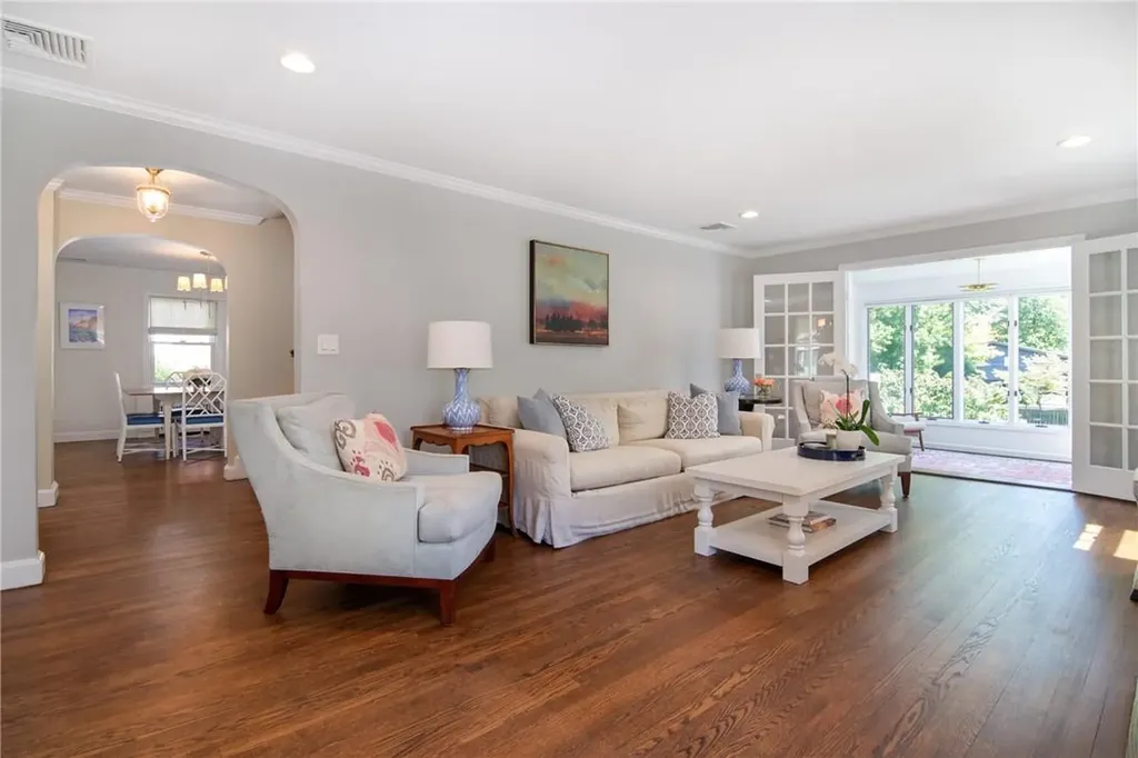 16 Hillside Terrace Irvington NY 10533