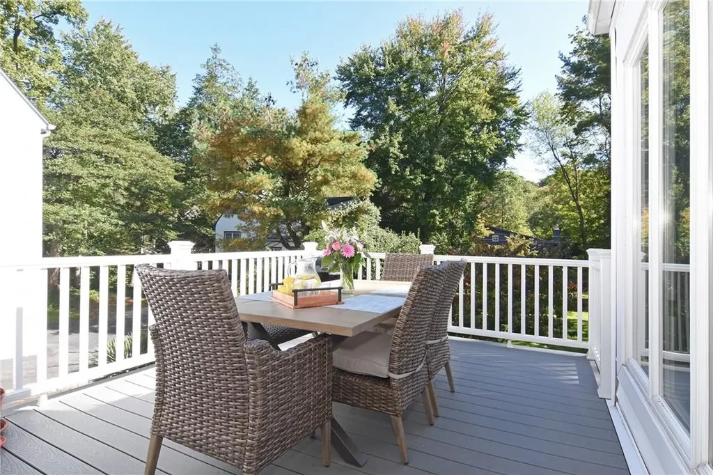 16 Hillside Terrace Irvington NY 10533