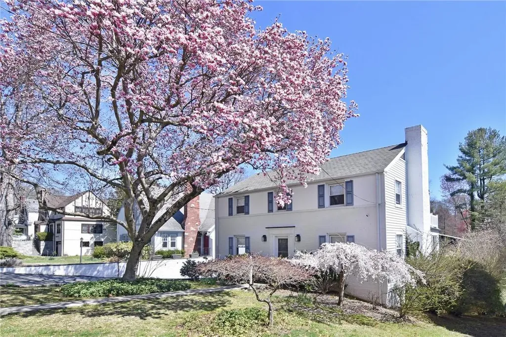 16 Hillside Terrace Irvington NY 10533