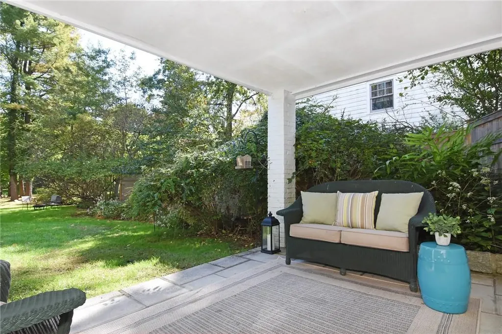 16 Hillside Terrace Irvington NY 10533