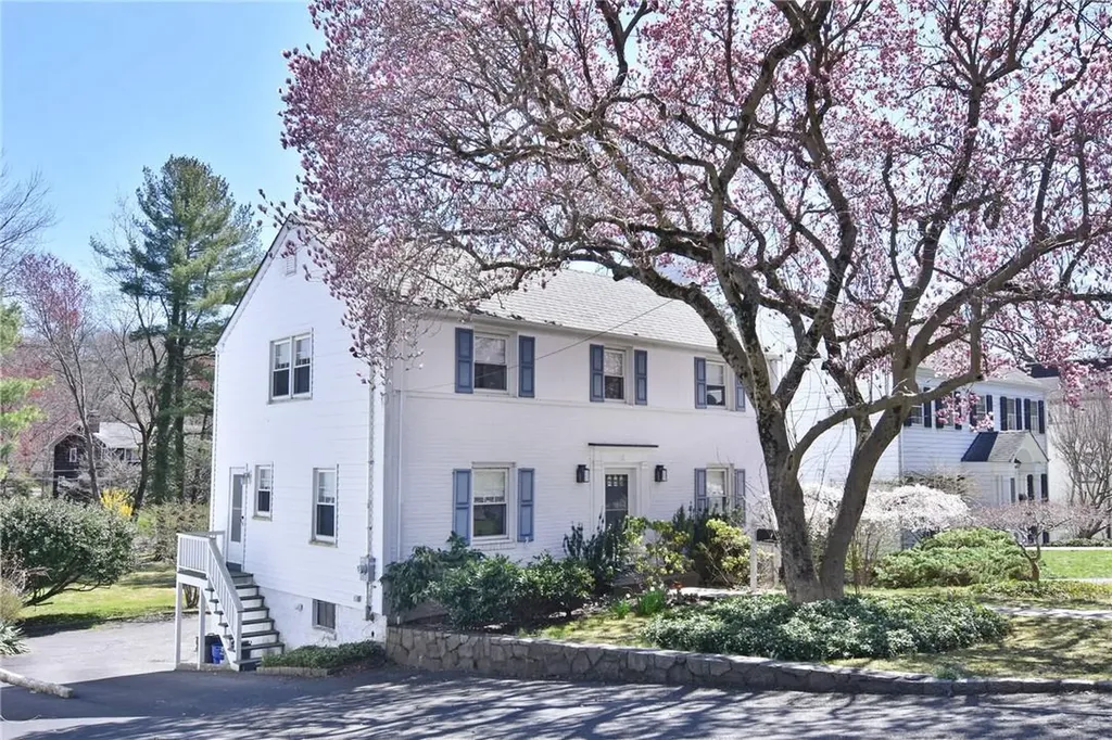 16 Hillside Terrace Irvington NY 10533