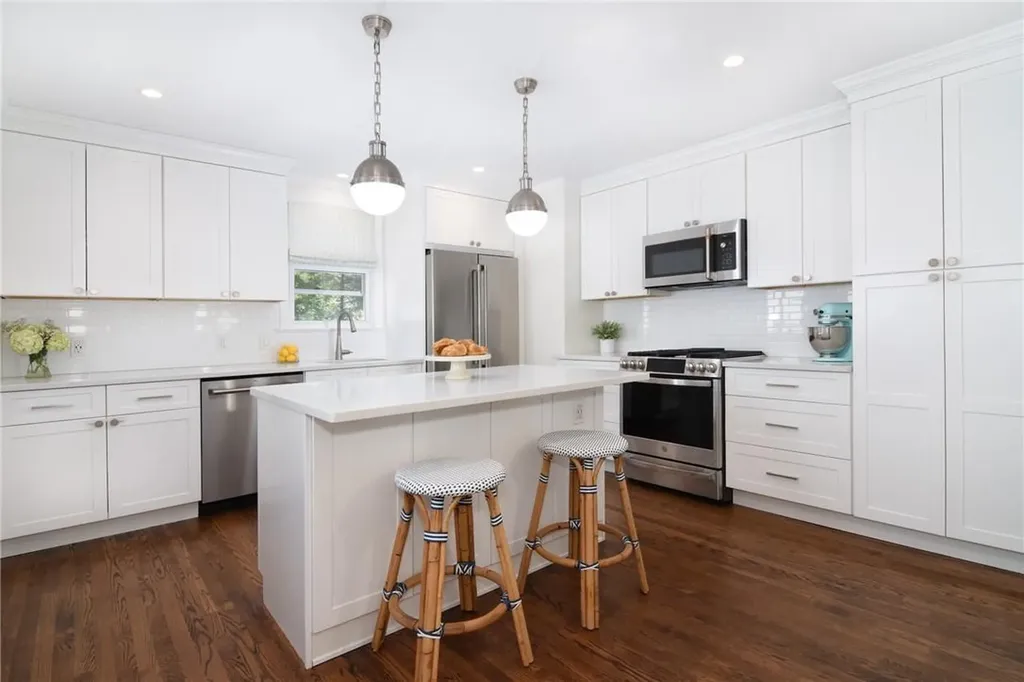 16 Hillside Terrace Irvington NY 10533