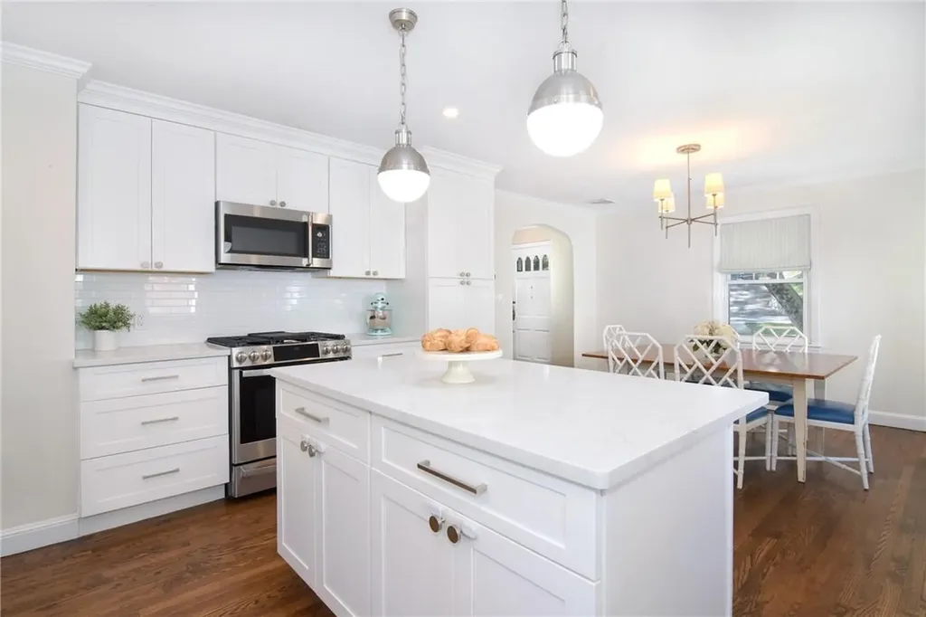 16 Hillside Terrace Irvington NY 10533