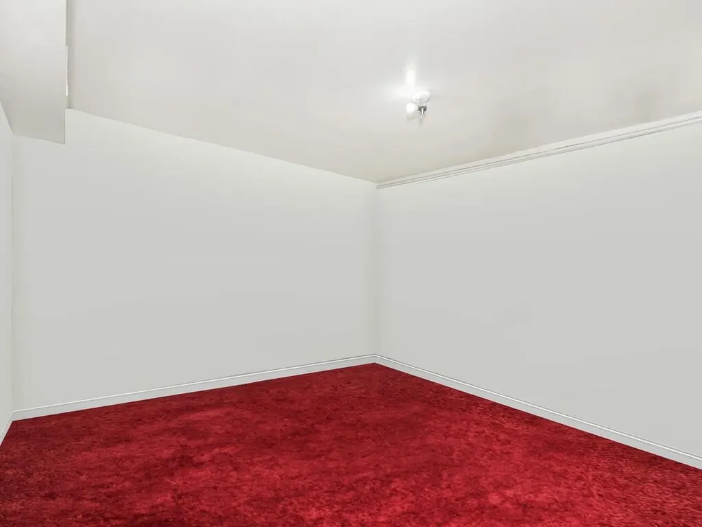 1043 E 230th Street Bronx NY 10466