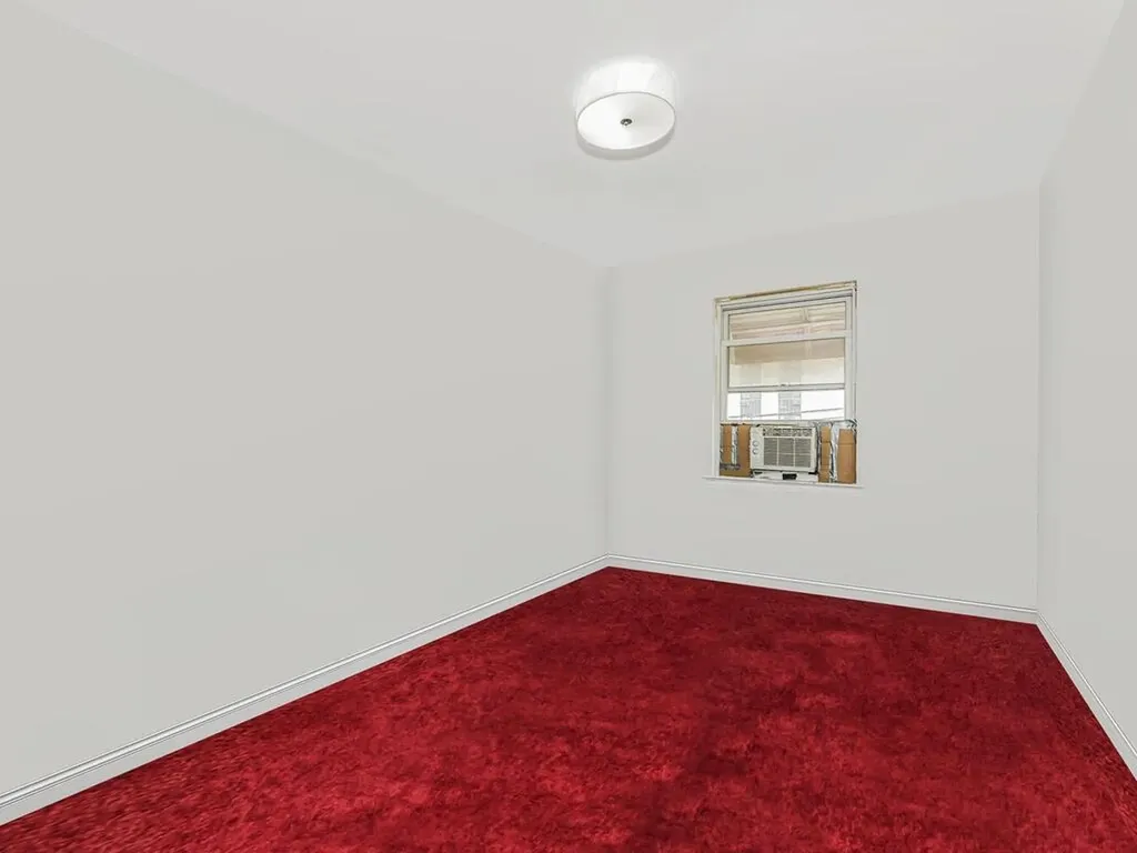 1043 E 230th Street Bronx NY 10466