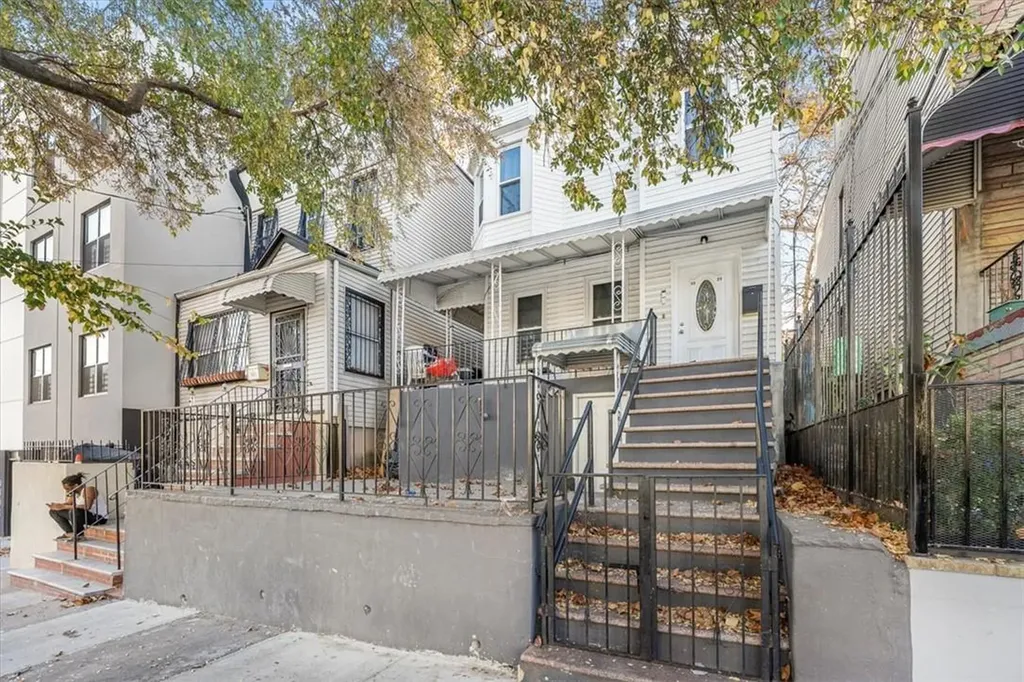 Bronx NY 10456