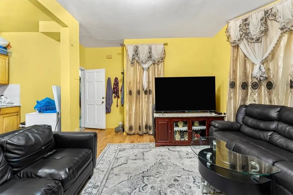 Bronx NY 10456