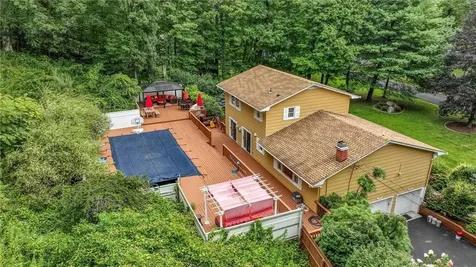 31 Knollwood Lane Cold Spring NY 10516